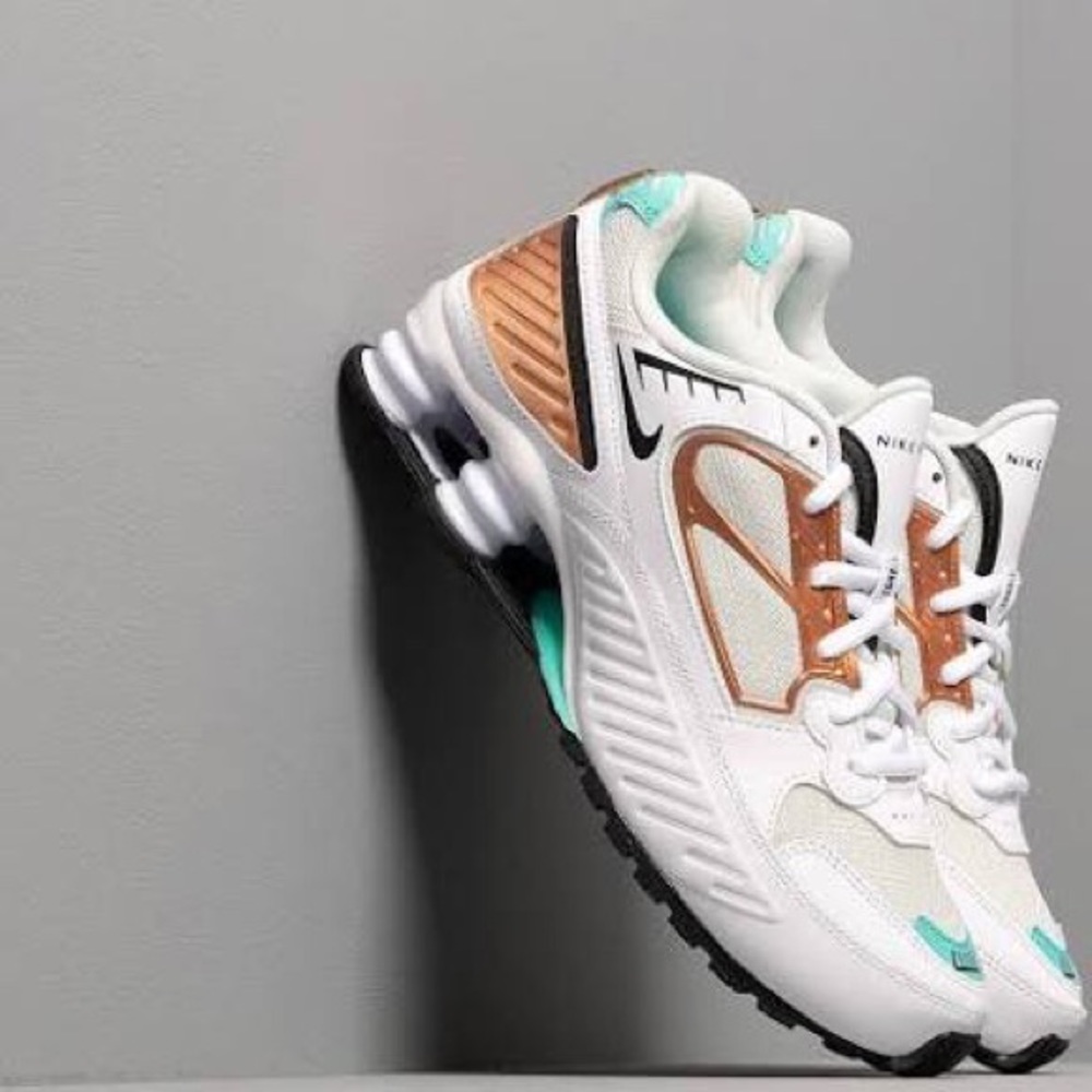 Women's Nike Shox Enigma - Picture 3 of 8